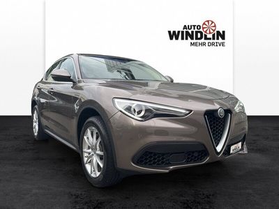 Beige Gebraucht 2017 Alfa Romeo Stelvio Super SUV | CHF 31’500 (Teuer)