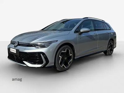 Oyster silver metallic Neu 2025 VW Golf VIII R-line Kombi | CHF 42’890 (Etwas zu teuer)