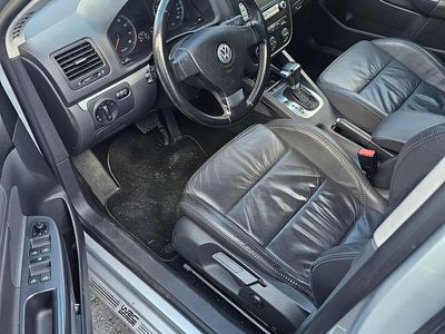 Gebraucht VW Jetta Sportline 140 PS (102 kW) 2008 Limousine