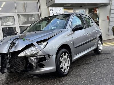 Silber Gebraucht 2004 Peugeot 206 Limousine | CHF 550