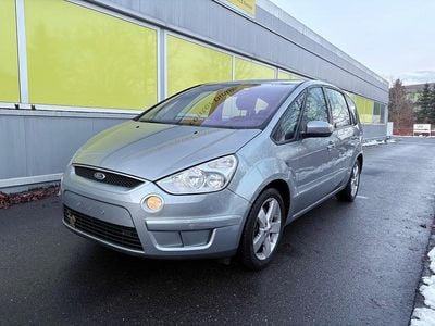 Gebraucht Ford S-MAX S 160 PS (117 kW) 2010 Van / Kleinbus