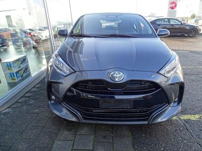 Neu 2025 Toyota Yaris Hybrid Trend Limousine | CHF 23’750