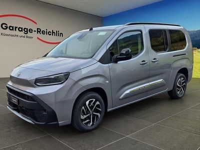 Grün Gebraucht 2024 Toyota Proace Verso City Kombi | CHF 43’990 (Teuer)