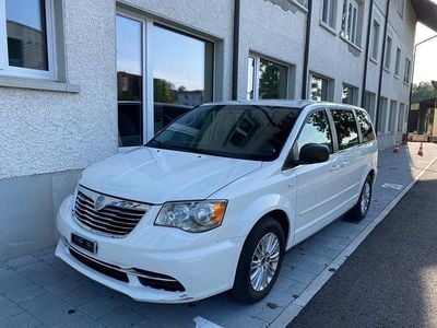 Gebraucht 2013 Lancia Voyager Platinum Van / Kleinbus | CHF 3’300