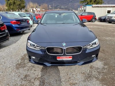 gebraucht BMW 320 3er d xDrive Luxury Line Steptronic