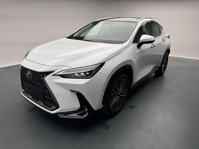 Weiss Neu 2025 Lexus NX350h SUV | CHF 80’180