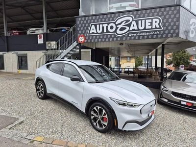 Weiss Gebraucht 2023 Ford Mustang Mach-E SUV | CHF 31’600 (Superpreis)