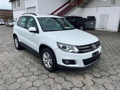 Gebraucht 2015 VW Tiguan Trendline SUV | CHF 12’999 (Etwas zu teuer)