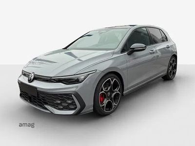 Mondsteingrau uni dachlackierung schwarz uni Neu 2026 VW Golf GTI Limousine | CHF 49’990 (Etwas zu teuer)