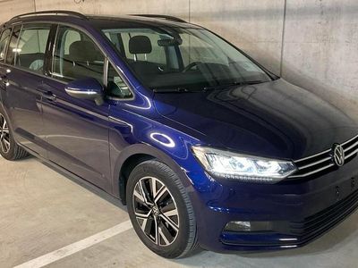 Gebraucht 2023 VW Touran Comfortline Van / Kleinbus | CHF 25’900 (Fairer Preis)
