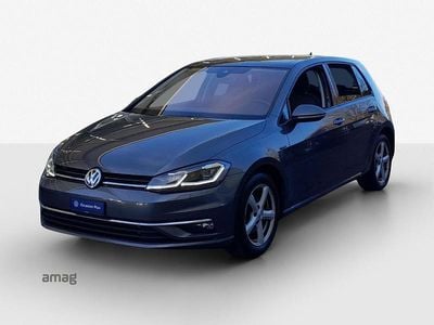 Indium grey metallic Gebraucht 2018 VW Golf VII Highline Limousine | CHF 21’900 (Etwas zu teuer)