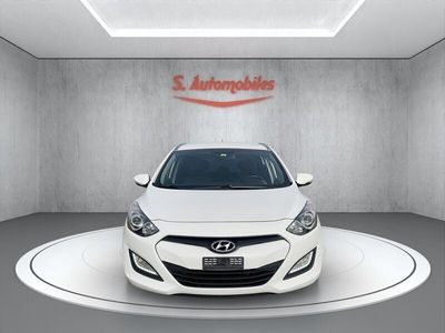 gebraucht Hyundai i30 Wagon 1.6 CRDi Premium Automatic