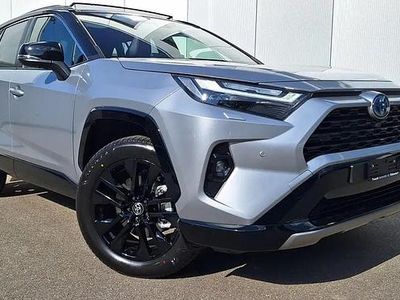 Silber Neu 2025 Toyota RAV4 Hybrid Style SUV | CHF 56’850 (Etwas zu teuer)