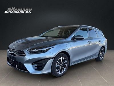 Gebraucht Kia Ceed Sportswagon Style 141 PS (103 kW) 2024 Silber Kombi