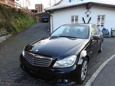 Gebraucht 2012 Mercedes C250 | CHF 6’900 (Etwas zu teuer)