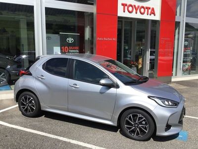 gebraucht Toyota Yaris Hybrid 1.5 Trend e-CVT