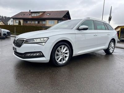 Gebraucht Skoda Superb Style 200 PS (147 kW) 2023 Kombi