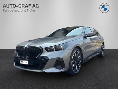 Grau Neu 2025 BMW 550e M Sport Limousine | CHF 107’500 (Etwas zu teuer)