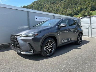 Lexus NX450h+