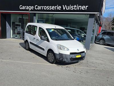 Weiss Gebraucht 2013 Peugeot TePee Active Van | CHF 9’900