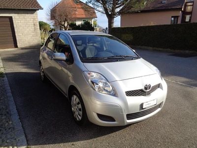 Gebraucht Toyota Yaris Luna 99 PS (72 kW) 2010 Kleinwagen