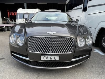 Gebraucht 2014 Bentley Flying Spur Limousine | CHF 87’900 (Etwas zu teuer)