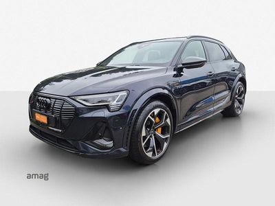 Individuallackierung/nachtblau perl. audi Gebraucht 2021 Audi e-tron Comfort SUV | CHF 44’990 (Teuer)