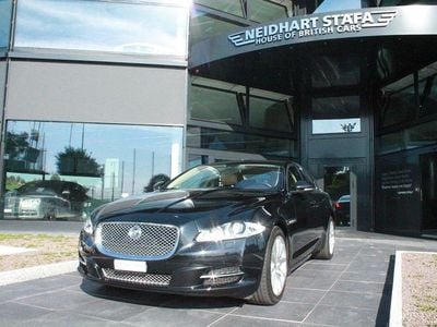 Schwarz Gebraucht 2010 Jaguar XF Premium Luxury Limousine | CHF 34’900