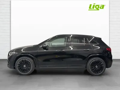 Neu (2026) Mercedes GLA200 AMG line 177 PS | Teuer