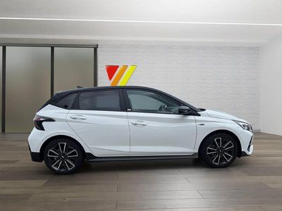 Weiss Gebraucht 2023 Hyundai i20 N Line Limousine | CHF 22’900 (Etwas zu teuer)