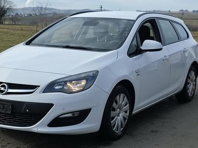 Gebraucht Opel Astra Active 130 PS (95 kW) 2013