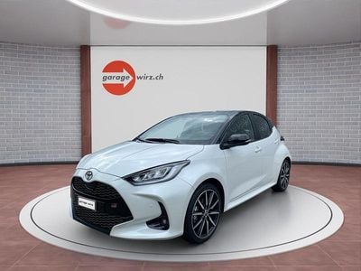 Weiss Neu 2025 Toyota Yaris Hybrid Sport Limousine | CHF 32’980 (Fairer Preis)