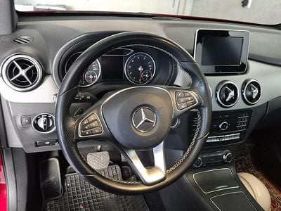 Gebraucht 2016 Mercedes B180 AMG line Van / Kleinbus | CHF 12’500