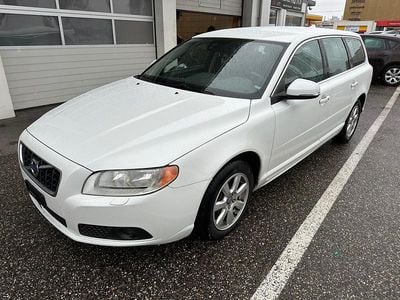 Gebraucht Volvo V70 Summum 163 PS (119 kW) 2011 Kombi