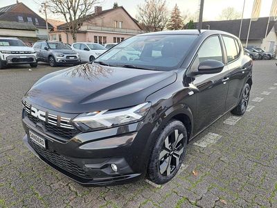 Neu Dacia Sandero Journey 91 PS (66 kW) 2025 Kleinwagen