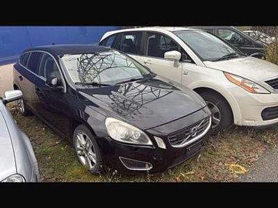 Gebraucht 2012 Volvo V60 Summum Kombi | CHF 2’504