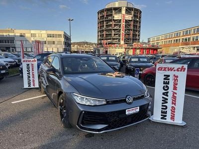 Neu 2025 VW Passat R-line Kombi | CHF 46’800 (Superpreis)