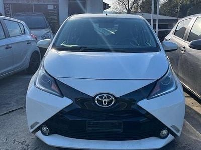 Gebraucht 2015 Toyota Aygo X-play Kleinwagen | CHF 4’200 (Fairer Preis)