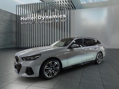 Grau Gebraucht 2024 BMW 520 M Sport Kombi | CHF 53’900 (Teuer)