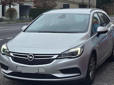 Gebraucht 2018 Opel Astra Excellence Kombi | CHF 4’500 (Superpreis)