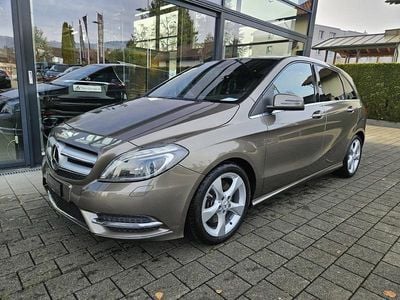 Grau Gebraucht 2014 Mercedes B220 Van / Kleinbus | CHF 13’700 (Fairer Preis)