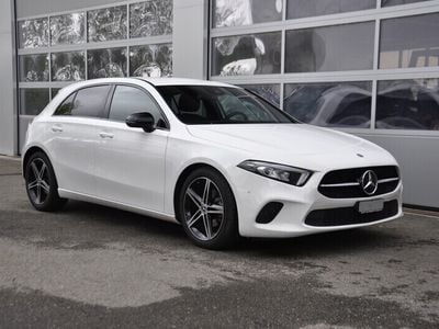 Gebraucht 2021 Mercedes A180 Night Limousine | CHF 20’900 (Superpreis)