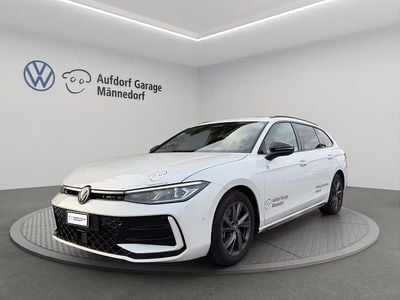 Gebraucht VW Passat R-line 193 PS (141 kW) 2025 Kombi