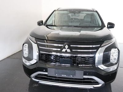 Schwarz Neu 2025 Mitsubishi Outlander P-HEV Intense SUV | CHF 57’490 (Fairer Preis)