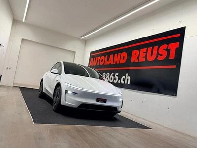 Neu Tesla Model Y Long Range AWD 378 kW (514 PS) 2026 Weiss SUV