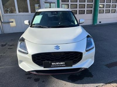 Neu Suzuki Swift 82 PS (60 kW) 2025 Weiss Kleinwagen