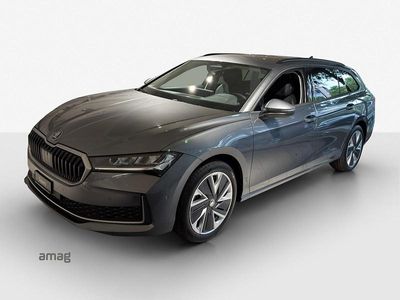 Gris graphite, métallisée Gebraucht 2024 Skoda Superb Selection Kombi | CHF 44’990