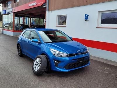 Blau Gebraucht 2022 Kia Rio Limousine | CHF 20’000 (Teuer)