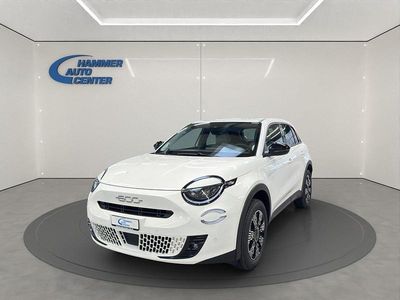 Neu Fiat 600 145 PS (106 kW) 2025 Rot SUV