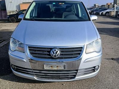 Gebraucht 2007 VW Touran Highline Van / Kleinbus | CHF 1’400 (Guter Preis)